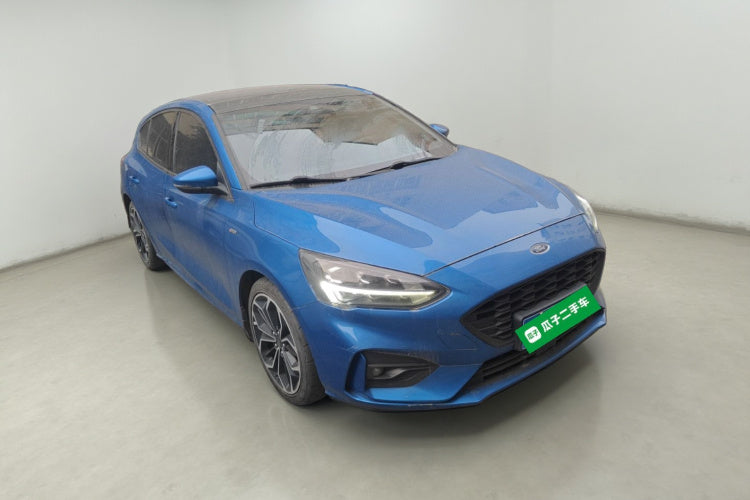 福特 福克斯 2019款 两厢 EcoBoost 180 自动ST Line